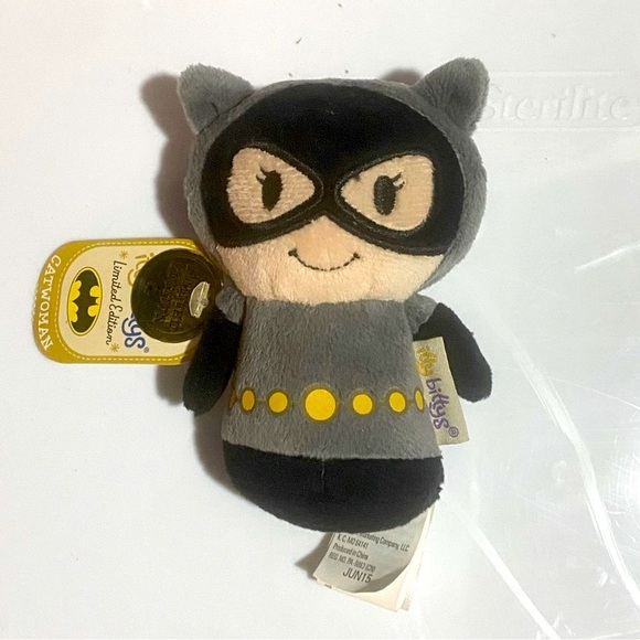 NWT Hallmark Itty Bittys, Set of Three DC Collection Plush Bundle - Picture 4 of 7